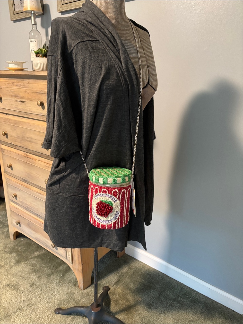 Made in India Hand-Beaded Raspberry Jam Red & Green CrossbodyBag - Picture 6 of 14